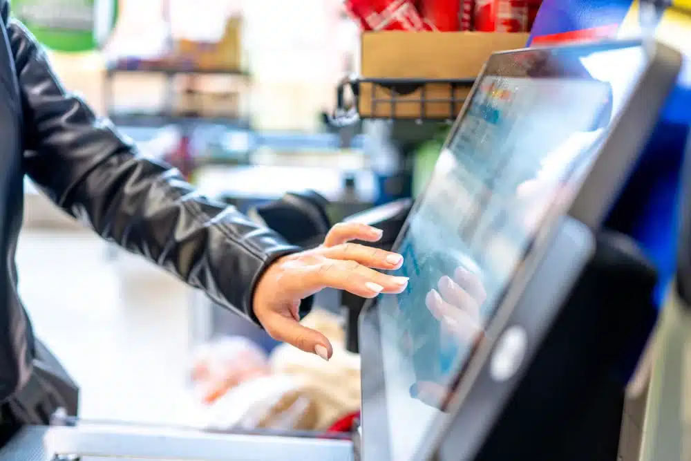 kiosko autoservicio tpv - Cómo implementar autoservicio y kioskos: cuándo compensa en hostelería