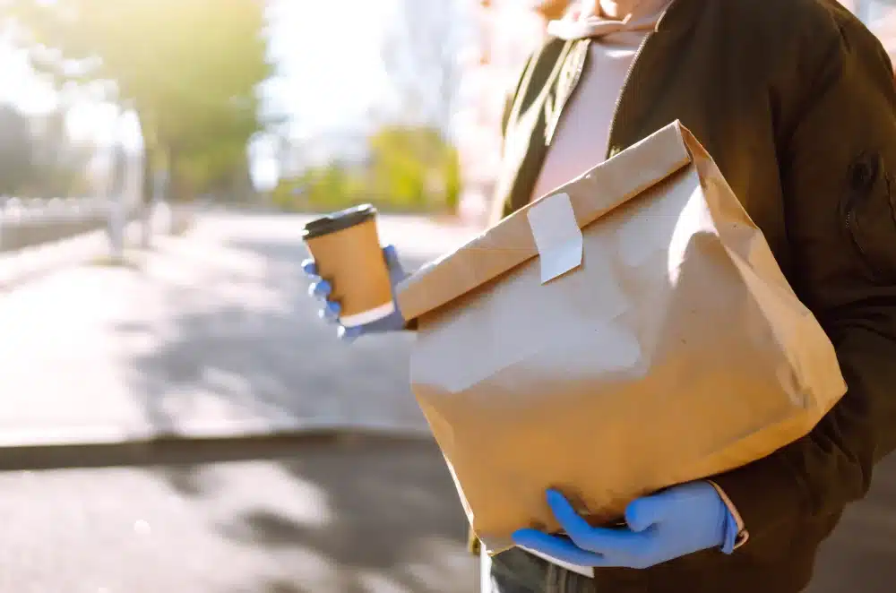 plataforma de delivery - ¿Qué plataforma de delivery te sale rentable? Descúbrelo con Hiopos Analytics
