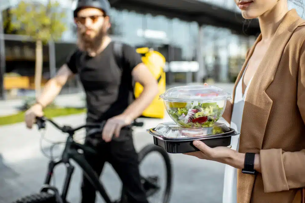 plataformas de delivery - Una sola carta para todas tus plataformas de delivery: actualízala desde Hiopos en tiempo real